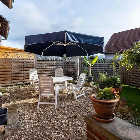 Toms Hütte * Porta Westfalica